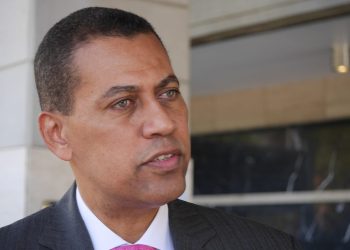 Guido Gómez Mazara es declarado funcionario Público del Mes