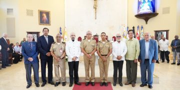 Ministro de Defensa encabeza 94 aniversario de la Junta de Retiro y reconoce a militares pensionados de mayor trayectoria