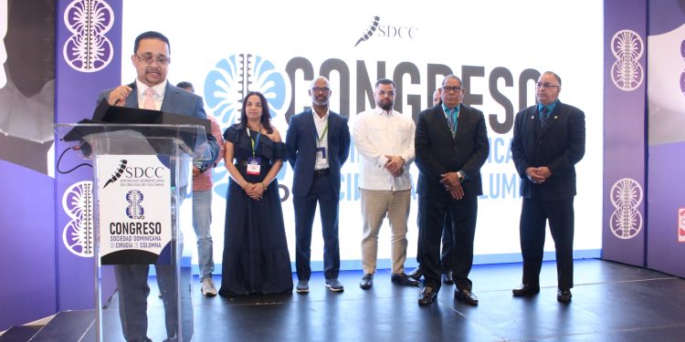 Sociedad Dominicana de Cirugía de Columna celebra octavo Congreso