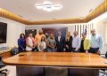 Liga Municipal Dominicana entrega RD$30.6 millones al alcalde de Los Alcarrizos para aceras y contenes
