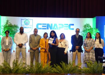 CENAPEC gradúa a 852 nuevos Bachilleres bajo la Modalidad General, en su Quincuagésima Segunda Graduación Ordinaria