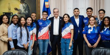 Abinader articulado por el Ministerio de la Juventud otorga apoyo completo a equipos dominicanos que competirán en la NASA
