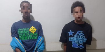 Policía Nacional captura a dos antisociales tras persecución en Villa Mella