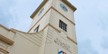 El Ayuntamiento de San Cristóbal declara al Instituto Politécnico Loyola “Patrimonio Científico, Técnico y Agronómico”