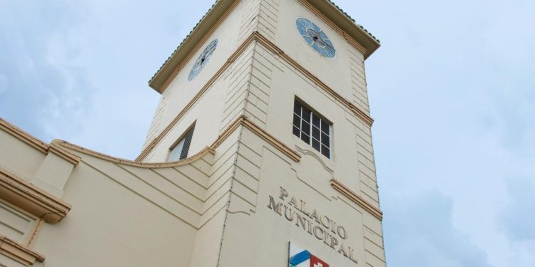 El Ayuntamiento de San Cristóbal declara al Instituto Politécnico Loyola “Patrimonio Científico, Técnico y Agronómico”