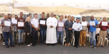 Casas del Redentor certifica ex internos en su programa de impacto de “Reinserción Social”