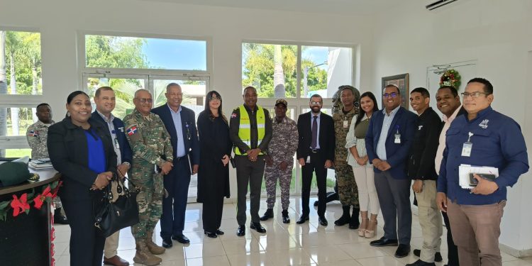 Reunión interinstitucional para abordar conflictos en ciudad Juan Bosch