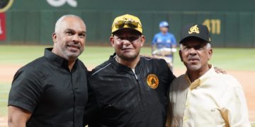 Fanáticos aguiluchos rechazan declaraciones de Franklin Mirabal contra Yadier Molina