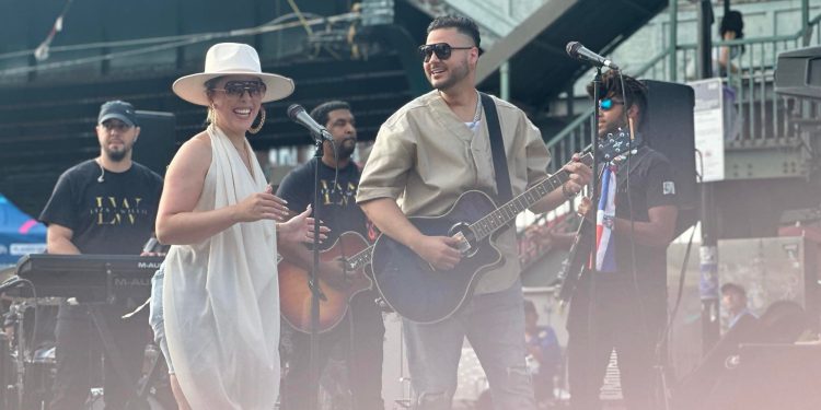 Liza and Willie conquistan escenarios internacionales, mientras ocupan los primeros lugares en la radio por quinta semana