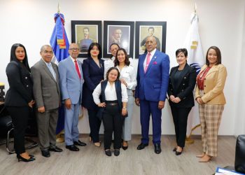 Contraloría inicia inclusión de colaboradores con discapacidad, a través de un acuerdo con la Adosid