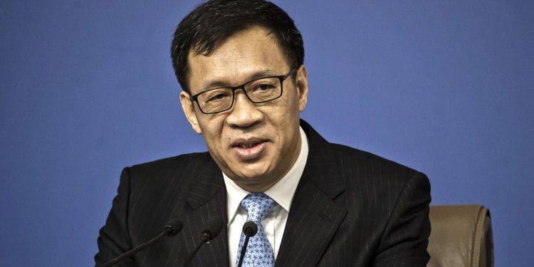 Pena de muerte en suspenso para expresidente del Banco de China tras aceptar sobornos