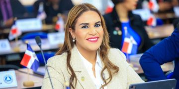 Eligen diputada Michelle Ortiz como presidenta de la Comisión de Comercio y Desarrollo del Parlacen