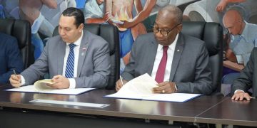 Ideice y la UASD firman convenio para fomentar la investigación científica en educación