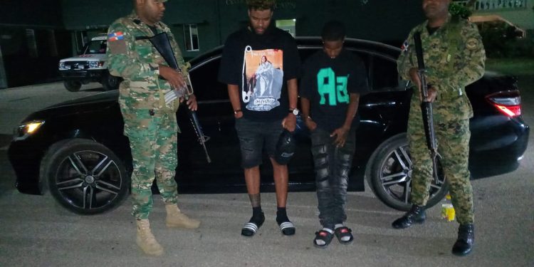 Envían a la justicia a otros tres hombres por transportar extranjeros indocumentados en provincias fronterizas