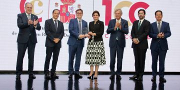 Font Gamundi recibe reconocimiento especial por la Cámara Oficial de Comercio Española en el país
