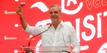 Presidente Abinader “Ya llegó la Brisita, ya llegó la Navidad"