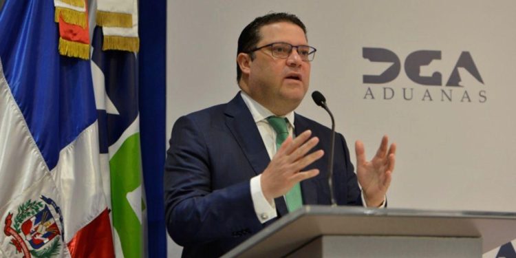 AMCHAMDR reconoce labor Eduardo Sanz Lovatón al frente de DGA