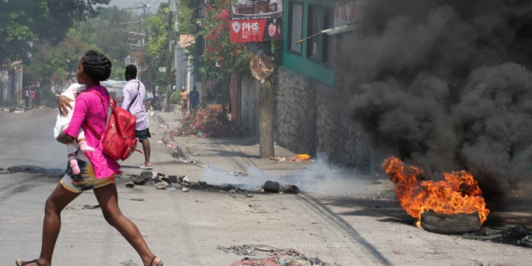 Violencia obliga a las personas a desplazarse en Puerto Príncipe