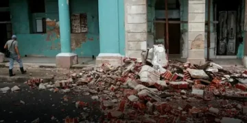 Cuba reporta daños en casas, electricidad y aludes de tierra por sismos en zona oriental