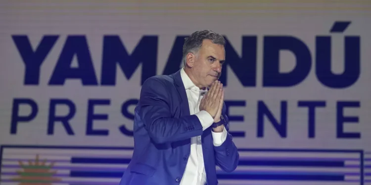 Triunfo de Orsi marca el regreso de la izquierda al poder en Uruguay