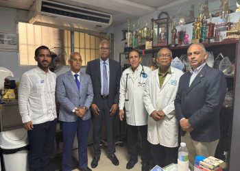 Mayor General Valerio Instalará servicios médicos de Cruz Jiminián en la Hermandad