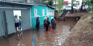La capital de Honduras en emergencia por los daños causados por la tormenta tropical Sara