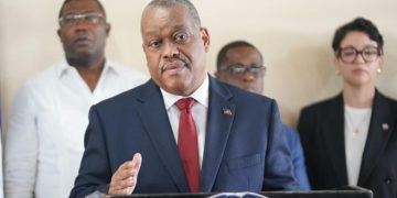 Consejo Presidencial de Haití decide destituir al primer ministro en lucha de poder