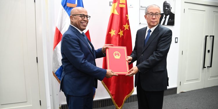 Cámara de Diputados y Asamblea Nacional de China fortalecen lazos de cooperación internacional