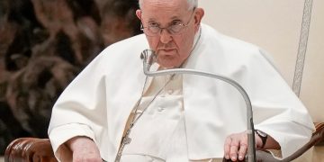 Papa Francisco "La comunidad internacional no puede renunciar a su deber de buscar la paz"