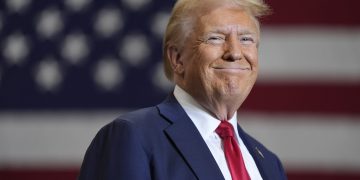 Trump dice que quiere que los “dreamers” puedan quedarse en Estados Unidos