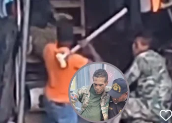 Captan momento en el que ciudadanos haitianos desarman a militar