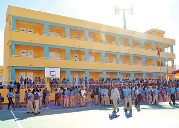 Minerd informa clases culminan 20 de diciembre y reanudarán el 7 de enero