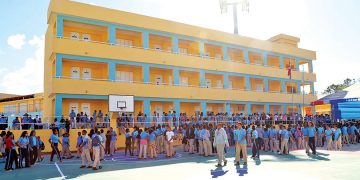 Minerd informa clases culminan 20 de diciembre y reanudarán el 7 de enero