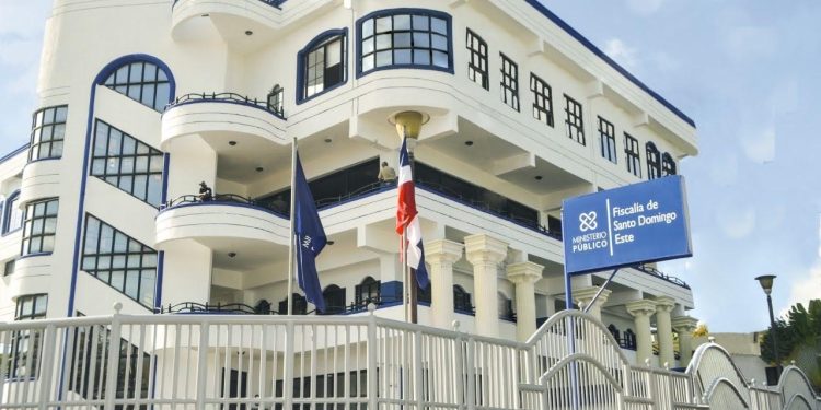 MP condena a 20 años hombre que violó y embarazó a su hijastra de 14 años de edad