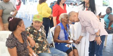 Diputado Joselito Echevarría inicia navidad con amplio operativo médico en SDE