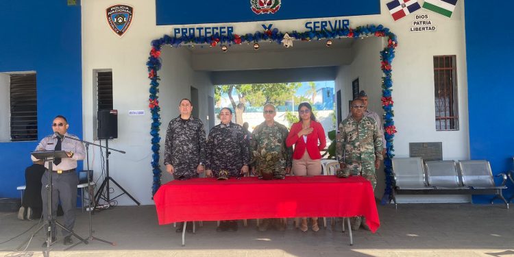 Policía Nacional refuerza seguridad con operativo "Navidad con Garantía de Paz"