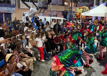 Alcaldía del Distrito Nacional lleva la alegría de la Navidad a los barrios con aguinaldos