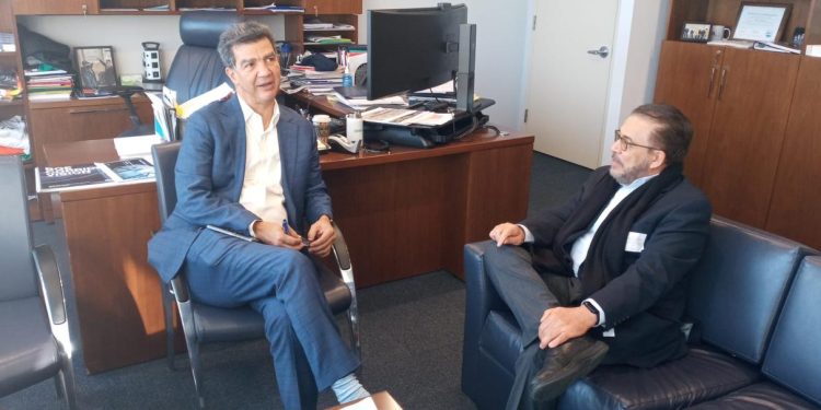 Guillermo Moreno se reúne con Ydanis Rodríguez, Comisionado de Transporte de NY