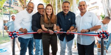 Alcaldía del Distrito Nacional  inaugura parque Los Bambú