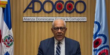 ADOCCO Solicita a Contrataciones Públicas suspender licitación para recogida de basura en Santiago por estar viciada