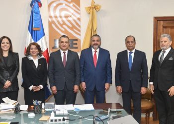 Pleno de la JCE aprueba gestionar convenio con CAPEL para actuar frente al fenómeno de la abstención electoral 