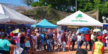 Residentes de SDE manifiestan satisfacción con la Feria Navidad del Cambio con el Inespre