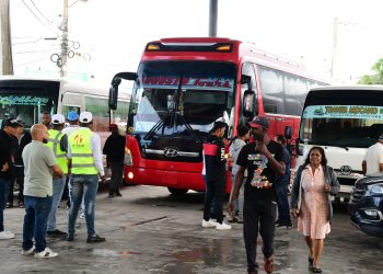 INTRANT realiza operativos de inspección visual vehicular en terminales de autobuses