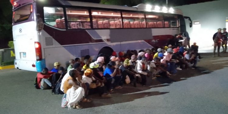 ERD arresta presunto cabecilla de red de tráfico de indocumentados en la región Sur