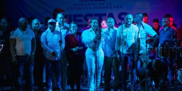 Alcaldesa Betty Gerónimo encabezó 14 cenas con munícipes de SDN 