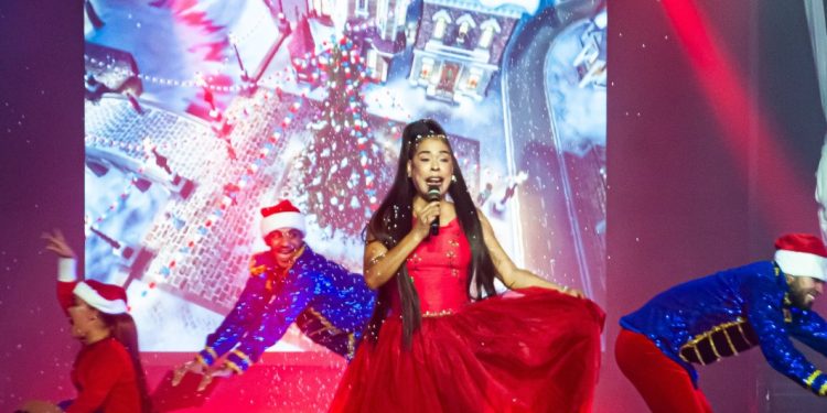 “Noche Mágica de Navidad” llevó alegría y esperanza a los niños de Verón, consolidándose como una tradición en esta comunidad