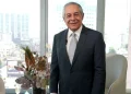 Designan a Roberto Salcedo como embajador en Panamá