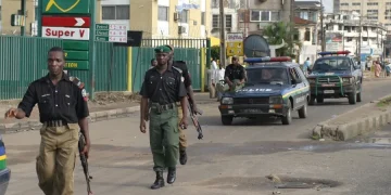 Al menos 34 niños muertos en una estampida en una feria en Nigeria