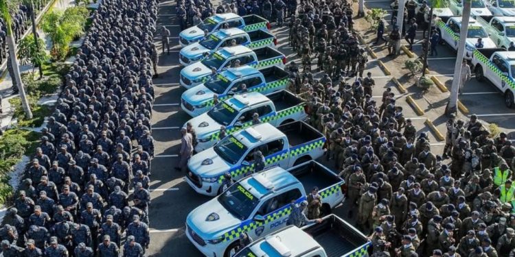 15 mil agentes y 4 mil militares reforzarán seguridad en las calles con operativo "Garantía de Paz"
