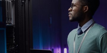 El centro de datos del 2025: Vertiv pronostica los esfuerzos de la industria para soportar, facilitar, aprovechar y regular la IA